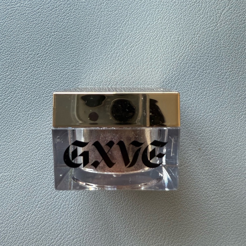 GXVE Gold Eyeshadow - Twinkle